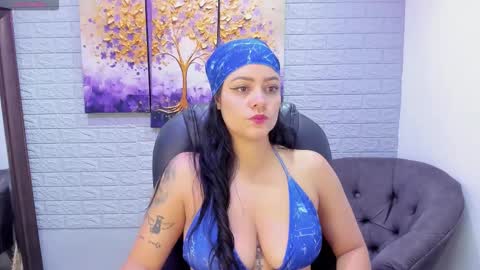    online show from 11/24/25, 11:54