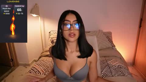 Snapshot of sara_albrecht chatting on 01/07/26, 01:52 Sara online show from 01/07/26, 01:52