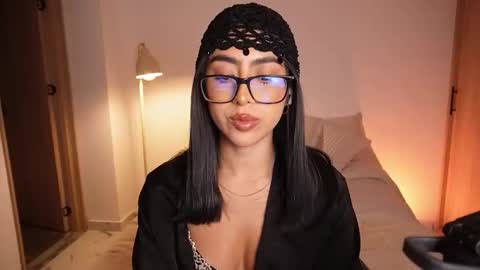 Snapshot of sara_albrecht chatting on 02/07/26, 01:53 Sara online show from 02/07/26, 01:53