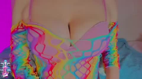 Snapshot of sara_allenx chatting on 07/27/26, 05:20 sara allenx online show from 07/27/26, 05:20
