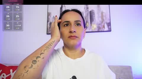   online show from 10/22/25, 11:21