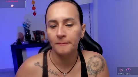 Snapshot of sara_charmy chatting on 06/11/26, 11:08 online show from 06/11/26, 11:08