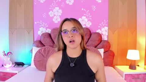 Snapshot of sara_colyn chatting on 02/20/26, 08:42 sara_colyn online show from 02/20/26, 08:42