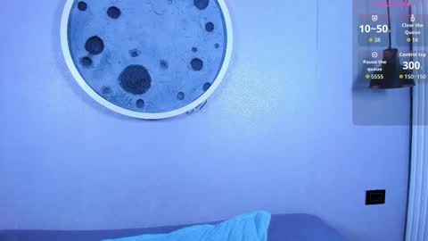 sara_connde online show from 11/29/25, 11:35