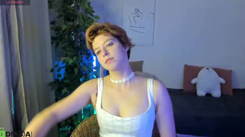 Sarah online show from 09/16/25, 12:44