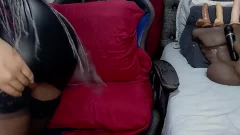 Snapshot of sara_greyx chatting on 02/03/25, 09:18 Sara Greyx online show from 02/03/25, 09:18