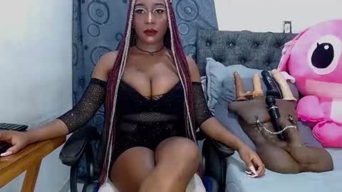 Snapshot of sara_greyx chatting on 09/28/25, 03:17 Sara Greyx online show from 09/28/25, 03:17