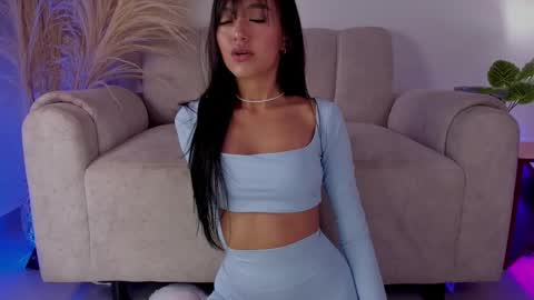 S A R A online show from 10/22/25, 01:28