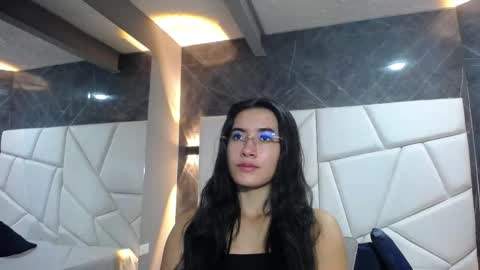 Snapshot of sara_hoffman_4 chatting on 06/02/26, 11:56 Sara online show from 06/02/26, 11:56