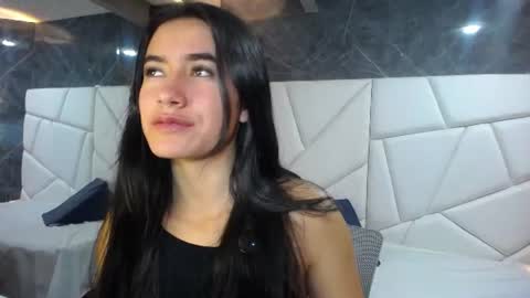 Snapshot of sara_hoffman_4 chatting on 06/10/26, 01:10 Sara online show from 06/10/26, 01:10