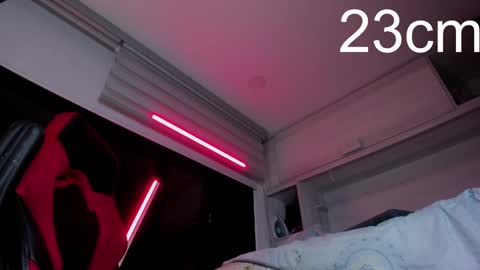 Snapshot of sara_hunter1 chatting on 09/24/25, 04:27 sara_hunter1 online show from 09/24/25, 04:27