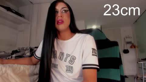 Snapshot of sara_hunter1 chatting on 10/12/25, 03:55 sara_hunter1 online show from 10/12/25, 03:55