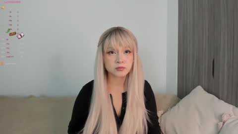 Sara  new account  give me thomb up  Follow me   help me reach 15k followers again   online show from 01/29/25, 12:22