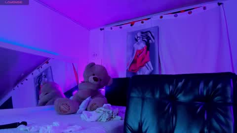       online show from 02/14/25, 10:25