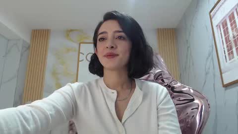 Sara  online show from 09/19/25, 01:23