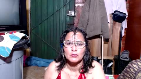 Sara love online show from 02/09/25, 04:36