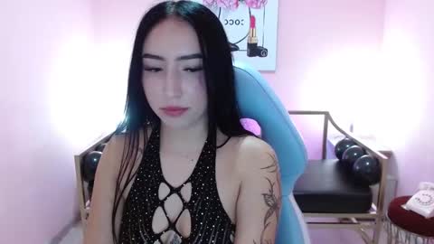 Snapshot of sara_lust_x chatting on 12/03/25, 02:15 Saraa online show from 12/03/25, 02:15