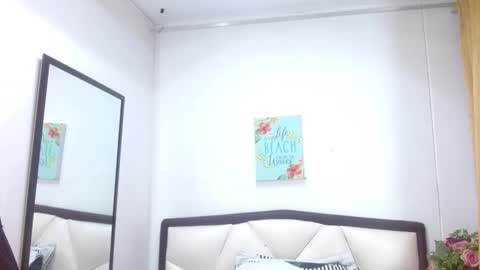 S A R A online show from 10/01/25, 11:16