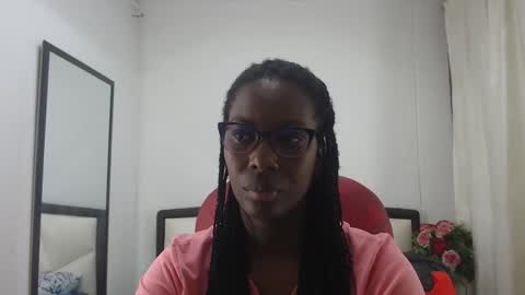 Snapshot of sara_marks chatting on 11/10/25, 11:09 S A R A online show from 11/10/25, 11:09