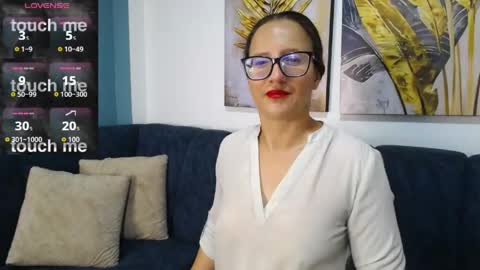 Sara   online show from 04/25/26, 05:10