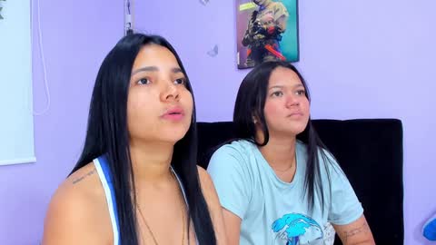 Snapshot of sara_mendez2_ chatting on 12/24/24, 02:32 Sara Mendez online show from 12/24/24, 02:32