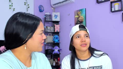 Snapshot of sara_mendez2_ chatting on 01/10/25, 03:39 Sara Mendez online show from 01/10/25, 03:39