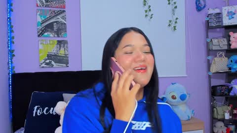 Snapshot of sara_mendez2_ chatting on 02/06/25, 12:11 Sara Mendez online show from 02/06/25, 12:11