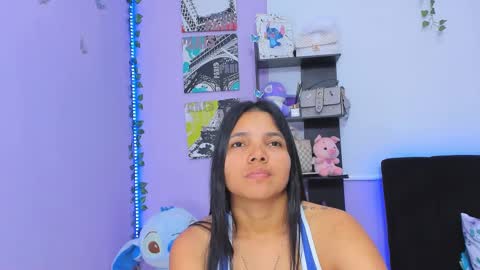Snapshot of sara_mendez2_ chatting on 02/27/25, 10:42 Sara Mendez online show from 02/27/25, 10:42