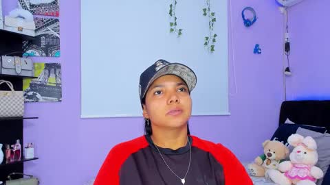 Snapshot of sara_mendez2_ chatting on 03/12/25, 11:33 Sara Mendez online show from 03/12/25, 11:33