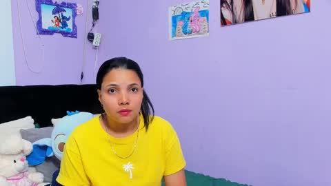 Sara Mendez online show from 10/24/25, 01:57