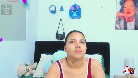Sara Mendez online show from 12/17/25, 12:27