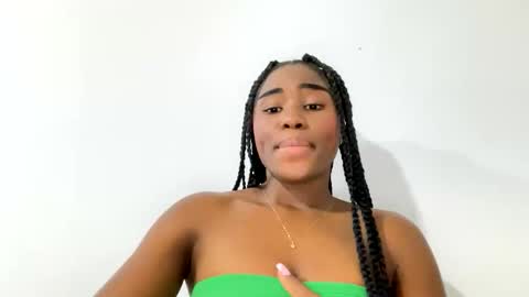Sara online show from 05/26/26, 02:07