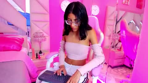 sara_naomi online show from 09/11/25, 07:14