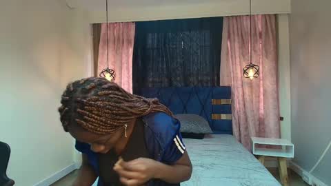 S A R A online show from 03/12/25, 07:38