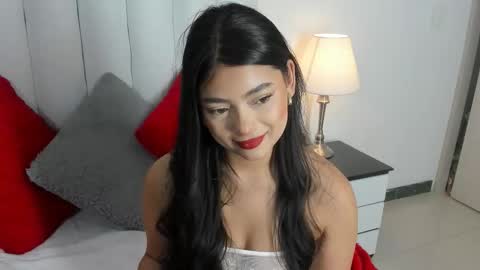 sara_owens7 online show from 03/05/26, 08:27