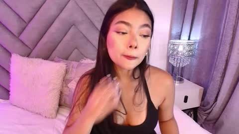 sara_owens7 online show from 03/18/26, 02:04