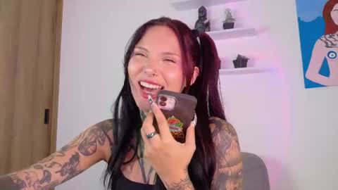 Sara online show from 06/10/26, 05:34