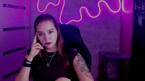 Sara online show from 09/28/25, 06:57