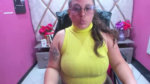sara_thonson_ online show from 01/16/26, 02:32