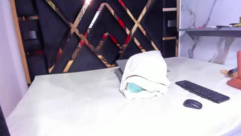 sara_tourner online show from 06/05/26, 11:27
