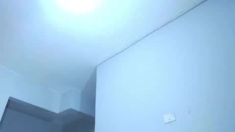 Snapshot of sara_webcam chatting on 04/18/26, 12:14 Sara online show from 04/18/26, 12:14