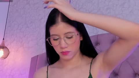 Sara  online show from 04/30/26, 06:25