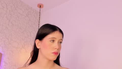Sara  online show from 06/08/26, 07:14