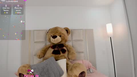 Sara Miller  online show from 01/10/25, 02:14