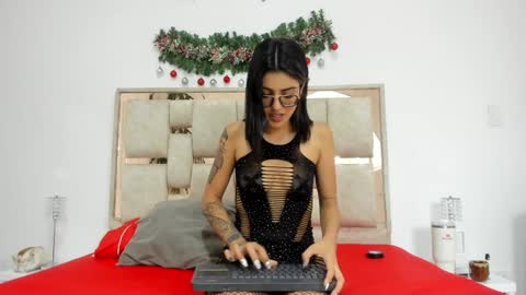 sara online show from 12/18/24, 06:10