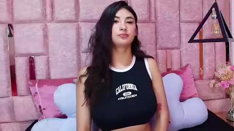 Sara noa online show from 07/23/26, 10:57