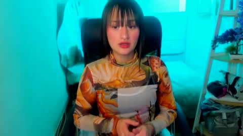 Sarah Ramirez online show from 12/15/24, 04:29