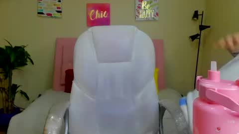 Sarah Ramirez online show from 12/16/24, 04:02