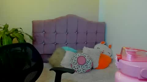 Sarah Ramirez online show from 12/16/24, 10:18