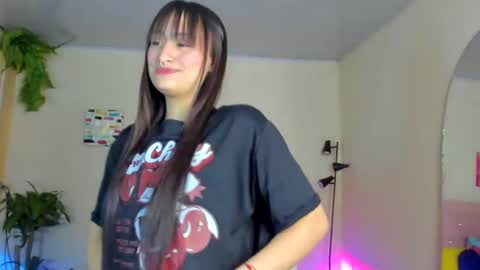 Sarah Ramirez online show from 12/19/24, 10:24